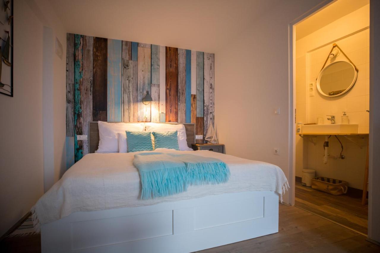 Bacchus Apartman - Borbarlang, Badacsony Badacsonytomaj Εξωτερικό φωτογραφία