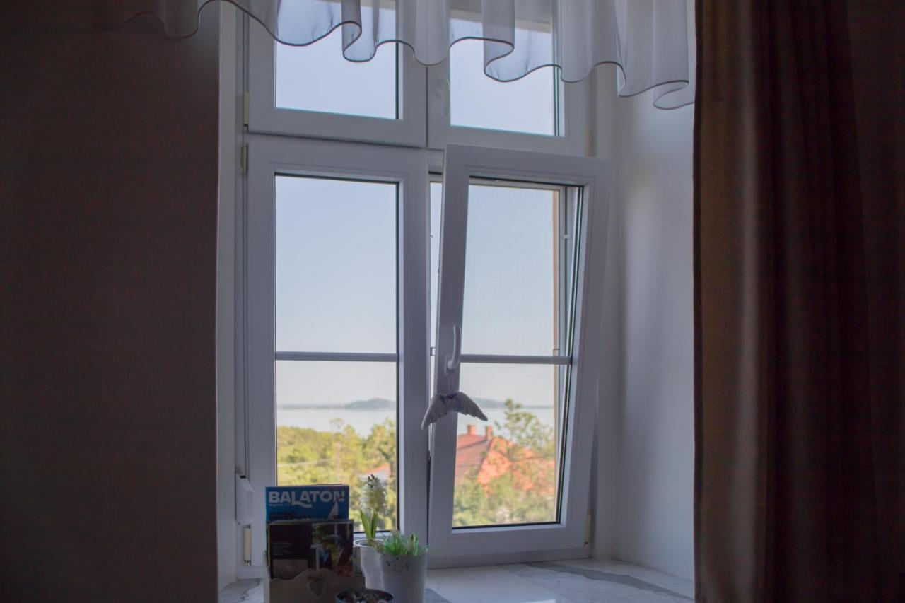 Bacchus Apartman - Borbarlang, Badacsony Badacsonytomaj Εξωτερικό φωτογραφία
